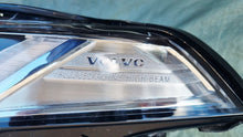 Laden Sie das Bild in den Galerie-Viewer, Frontscheinwerfer Volvo Xc90 32342482 89916187 Full LED Links Headlight SCH7744777706lq