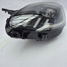Laden Sie das Bild in den Galerie-Viewer, Frontscheinwerfer Ford Puma R1TB-13E017-AD Links Scheinwerfer Headlight SCH7745720608hc