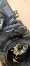 Laden Sie das Bild in den Galerie-Viewer, Frontscheinwerfer Ford FR3B-13006-C LED Rechts Scheinwerfer Headlight SCH7746090920oe