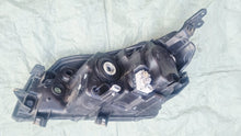 Laden Sie das Bild in den Galerie-Viewer, Frontscheinwerfer Suzuki Vitara I 100-18095 LED Rechts Scheinwerfer Headlight SCH7747373349vs