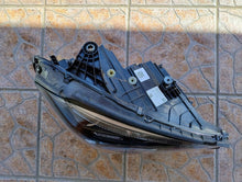 Laden Sie das Bild in den Galerie-Viewer, Frontscheinwerfer Mercedes-Benz W206 A2069064003 Full LED Rechts Headlight SCH7752289377uj