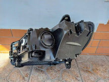Laden Sie das Bild in den Galerie-Viewer, Frontscheinwerfer Mercedes-Benz W206 A2069064003 Full LED Rechts Headlight SCH7752289377uj