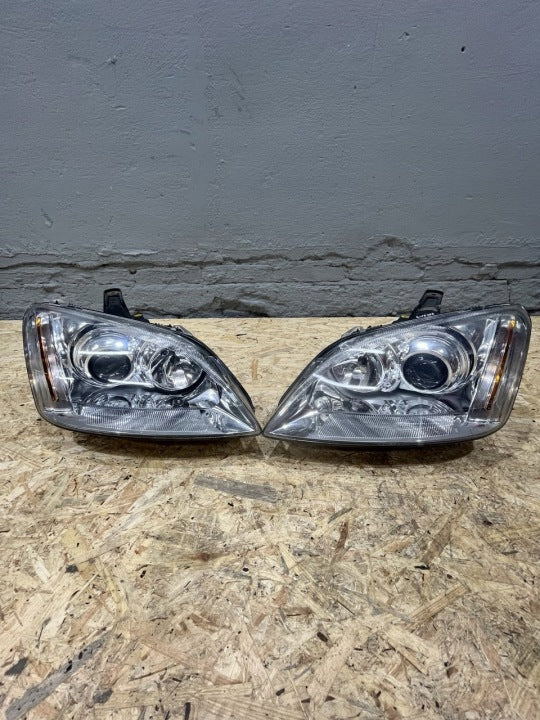 Frontscheinwerfer Ford C-Max 7M51-13D Xenon Ein Satz Scheinwerfer Headlight SCH7753223588bx