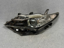 Laden Sie das Bild in den Galerie-Viewer, Frontscheinwerfer Toyota Auris 89906417 Links Scheinwerfer Headlight SCH7759863136mm