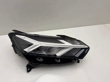 Laden Sie das Bild in den Galerie-Viewer, Frontscheinwerfer Dacia Sandero III 2601079782 LED Rechts Scheinwerfer Headlight SCH7765760294gg