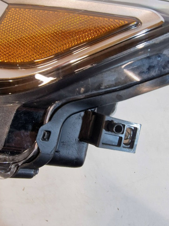 Frontscheinwerfer Ford FR3B-13006-B Links Scheinwerfer Headlight SCH7768678054xd