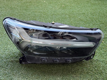 Laden Sie das Bild in den Galerie-Viewer, Frontscheinwerfer Volvo Xc40 32293919 Rechts Scheinwerfer Headlight SCH7769979965du