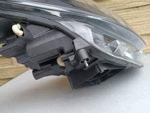 Laden Sie das Bild in den Galerie-Viewer, Frontscheinwerfer Ford Transit Custom PZ31-13E014-CB Rechts Headlight SCH7771320944pi