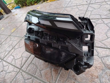 Laden Sie das Bild in den Galerie-Viewer, Frontscheinwerfer Skoda 5LB941036KOD Full LED Rechts Scheinwerfer Headlight SCH7772167456te