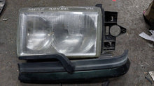 Laden Sie das Bild in den Galerie-Viewer, Frontscheinwerfer Land Rover Range P38a 88201450 Links Scheinwerfer Headlight SCH7776406043th