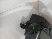 Load image into Gallery viewer, Frontscheinwerfer Jaguar M9D313W030BE Links Scheinwerfer Headlight SCH7777164216zt