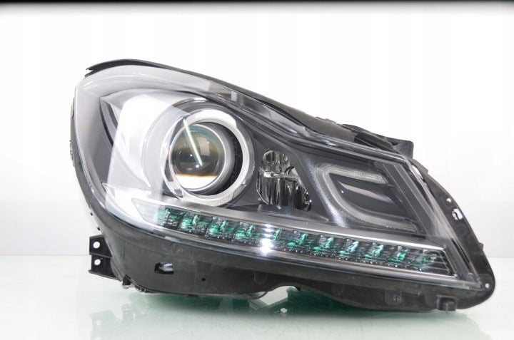 Frontscheinwerfer Mercedes-Benz W204 A2048204239 LED Rechts Headlight SCH7780765213yy