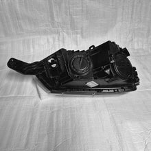 Laden Sie das Bild in den Galerie-Viewer, Frontscheinwerfer Skoda Yeti 5L1941017D Links Scheinwerfer Headlight SCH7782633873zm