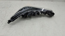 Laden Sie das Bild in den Galerie-Viewer, Frontscheinwerfer Toyota Corolla 81150-02S70 Links Scheinwerfer Headlight SCH7782713663jz