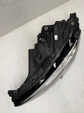 Laden Sie das Bild in den Galerie-Viewer, Frontscheinwerfer Audi A3 8Y0941033 Links Scheinwerfer Headlight SCH7783503336vq