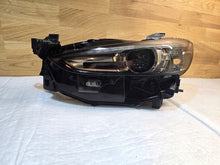 Laden Sie das Bild in den Galerie-Viewer, Frontscheinwerfer Mazda 6 GRF5-51040 Links Scheinwerfer Headlight SCH7784439215yh