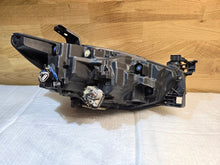 Laden Sie das Bild in den Galerie-Viewer, Frontscheinwerfer Mazda 6 GRF5-51040 Links Scheinwerfer Headlight SCH7784439215yh