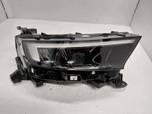 Laden Sie das Bild in den Galerie-Viewer, Frontscheinwerfer Opel Mokka 9834007980 Rechts Scheinwerfer Headlight SCH7786110220dl