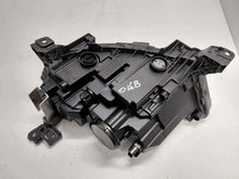 Laden Sie das Bild in den Galerie-Viewer, Frontscheinwerfer Opel Mokka 9834007980 Rechts Scheinwerfer Headlight SCH7786110220dl
