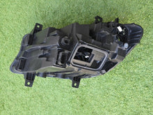 Load image into Gallery viewer, Frontscheinwerfer Mercedes-Benz Sprinter A9109067200 LED Rechts Headlight SCH7789722636ob