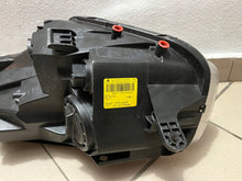 Laden Sie das Bild in den Galerie-Viewer, Frontscheinwerfer Kia Venga 92102-1P000 Rechts Scheinwerfer Headlight SCH7791503710sa