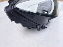 Laden Sie das Bild in den Galerie-Viewer, Frontscheinwerfer VW Id.4 11B941006B Rechts Scheinwerfer Headlight SCH7792248893wd