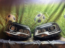 Laden Sie das Bild in den Galerie-Viewer, Frontscheinwerfer VW Transporter 7E5941015 7E5941016 Xenon Ein Satz Headlight SCH7802895918ei