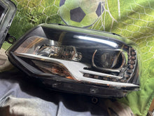 Laden Sie das Bild in den Galerie-Viewer, Frontscheinwerfer VW Transporter 7E5941015 7E5941016 Xenon Ein Satz Headlight SCH7802895918ei