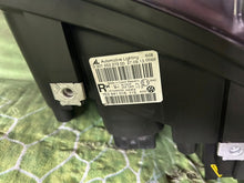 Laden Sie das Bild in den Galerie-Viewer, Frontscheinwerfer VW Transporter 7E5941015 7E5941016 Xenon Ein Satz Headlight SCH7802895918ei
