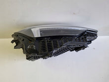 Laden Sie das Bild in den Galerie-Viewer, Frontscheinwerfer Polestar 2 P31698077 LED Rechts Scheinwerfer Headlight SCH7803294673li