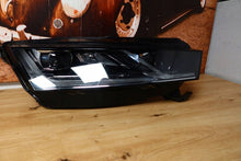 Laden Sie das Bild in den Galerie-Viewer, Frontscheinwerfer Skoda Octavia IV 5E4941016B Rechts Scheinwerfer Headlight SCH7809178566im