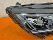 Load image into Gallery viewer, Frontscheinwerfer Skoda Octavia IV 5E4941022 Rechts Scheinwerfer Headlight SCH7820811577fx