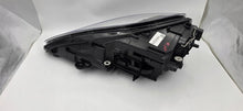 Laden Sie das Bild in den Galerie-Viewer, Frontscheinwerfer Porsche Macan 95b 95B941010BB LED Rechts Headlight SCH7821557841al