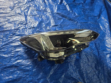 Load image into Gallery viewer, Frontscheinwerfer Subaru II Xv 84002FL120 Rechts Scheinwerfer Headlight SCH7822992490ct