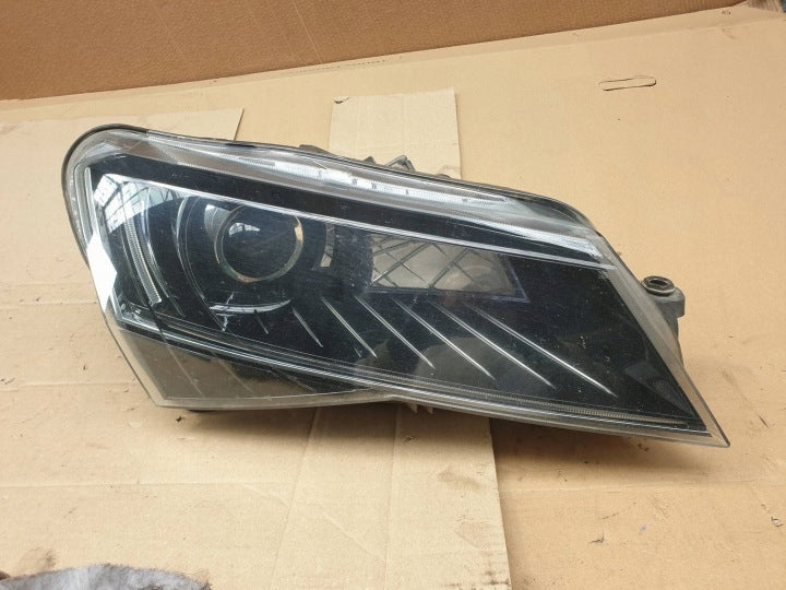 Frontscheinwerfer Skoda Superb III 3V1941016B Rechts Scheinwerfer Headlight SCH7827497739ra