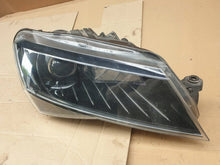 Laden Sie das Bild in den Galerie-Viewer, Frontscheinwerfer Skoda Superb III 3V1941016B Rechts Scheinwerfer Headlight SCH7827497739ra