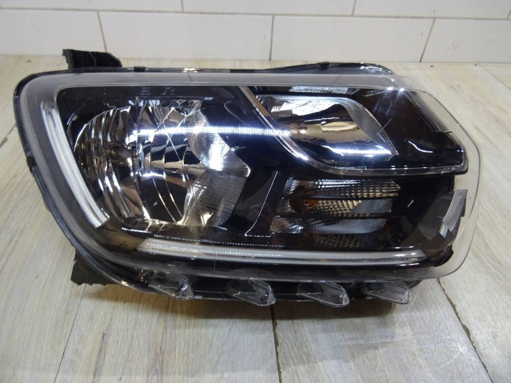 Frontscheinwerfer Dacia Duster 260602465R Rechts Scheinwerfer Headlight SCH7829445235dn