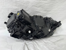 Laden Sie das Bild in den Galerie-Viewer, Frontscheinwerfer VW Sportsvan 517941031B Xenon Links Scheinwerfer Headlight SCH7833346501be