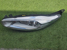 Laden Sie das Bild in den Galerie-Viewer, Frontscheinwerfer Ford Fiesta I C1BB13W030CG 1090041 Links Headlight SCH7833559231pn