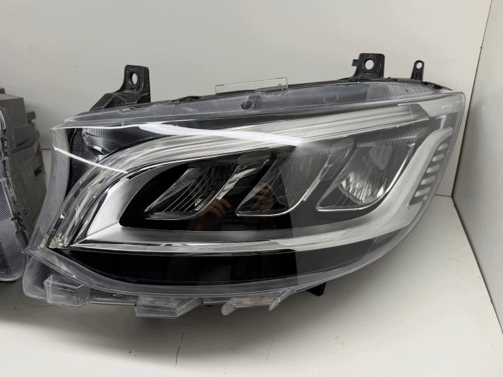 Frontscheinwerfer Mercedes-Benz Sprinter A9109060001 Rechts oder Links SCH7834943313dp