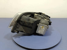 Laden Sie das Bild in den Galerie-Viewer, Frontscheinwerfer BMW 3 E91 E90 7202584 Rechts Scheinwerfer Headlight SCH7838245729nb