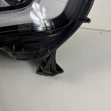 Laden Sie das Bild in den Galerie-Viewer, Frontscheinwerfer Renault Master III 0021113004 Links Scheinwerfer Headlight SCH7847200511fm