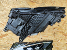 Laden Sie das Bild in den Galerie-Viewer, Frontscheinwerfer Skoda Superb III 3V1941016E Ein Satz Scheinwerfer Headlight SCH7849098128ly