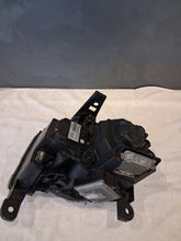 Load image into Gallery viewer, Frontscheinwerfer Jeep Grand Cherokee Wk2 55112912AB Rechts Headlight SCH7849623435fj