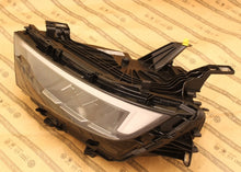 Laden Sie das Bild in den Galerie-Viewer, Frontscheinwerfer Opel Astra L 9851881680 LED Links Scheinwerfer Headlight SCH7851956397kh
