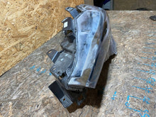 Laden Sie das Bild in den Galerie-Viewer, Frontscheinwerfer Mazda Cx5 Cx-5 KSD6-51040 Links Scheinwerfer Headlight SCH7853213182ve