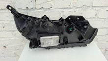 Laden Sie das Bild in den Galerie-Viewer, Frontscheinwerfer Hyundai Ioniq 92101-G2200 Links Scheinwerfer Headlight SCH7856441432km