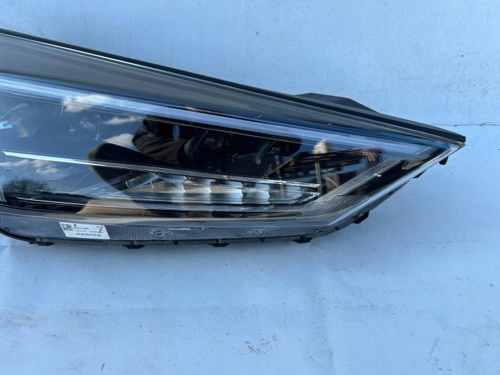Frontscheinwerfer Hyundai Tucson 92102D7700 Rechts Scheinwerfer Headlight SCH7858603829ek
