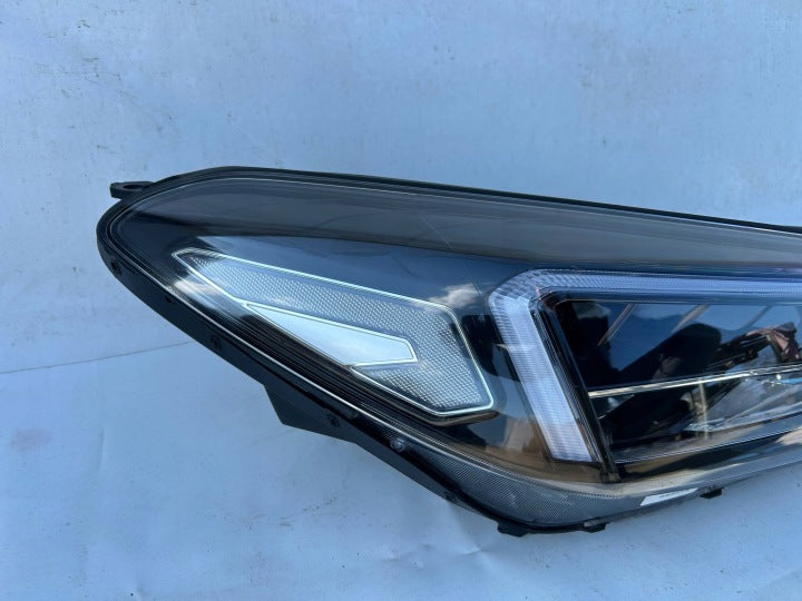 Frontscheinwerfer Hyundai Tucson 92102D7700 Rechts Scheinwerfer Headlight SCH7858603829ek