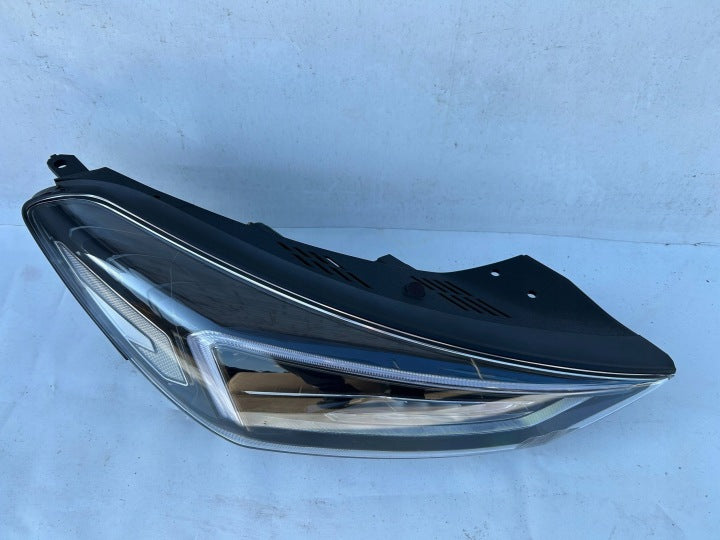 Frontscheinwerfer Hyundai Tucson 92102D7700 Rechts Scheinwerfer Headlight SCH7858603829ek
